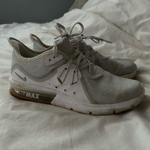 Nike Air Max Sequent 3